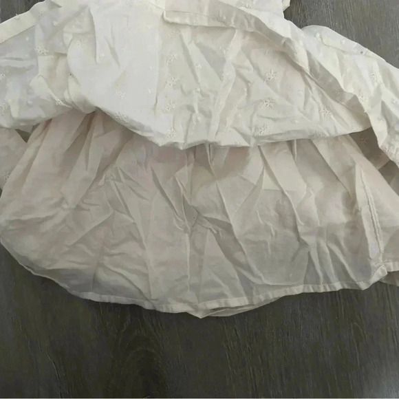 Baby Oshkosh B’gosh Cream Embroidered Dress Size 18 Months - Picture 6 of 6